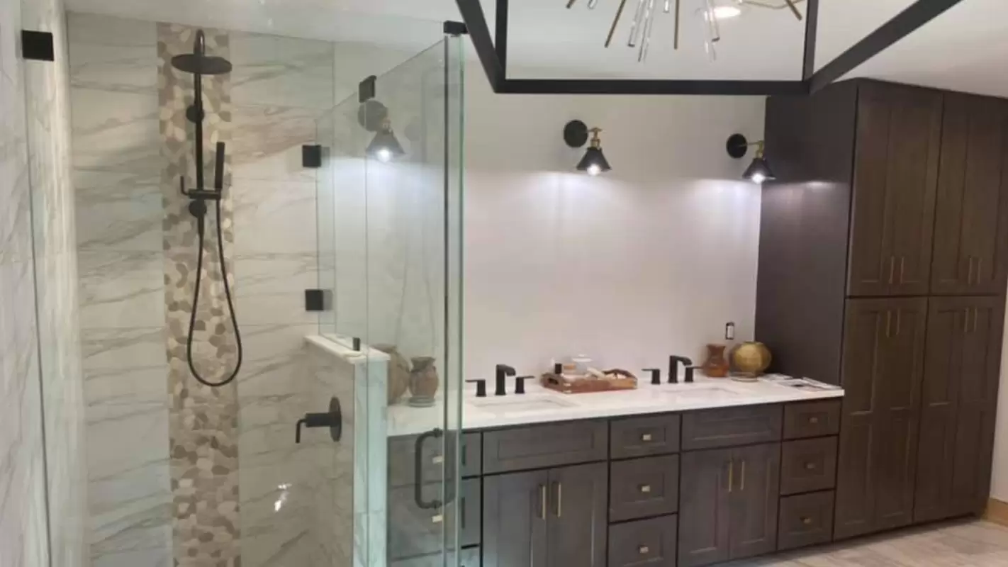 Bathroom Remodeling Contractors For Well-Lit, Optimized, and Organized Bathrooms