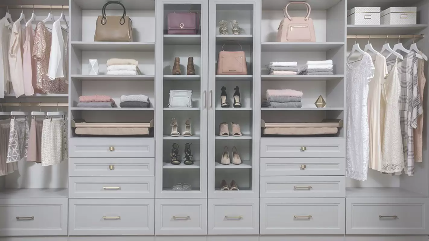 Custom Closet Builder To Make Your Closet Dreams Come True