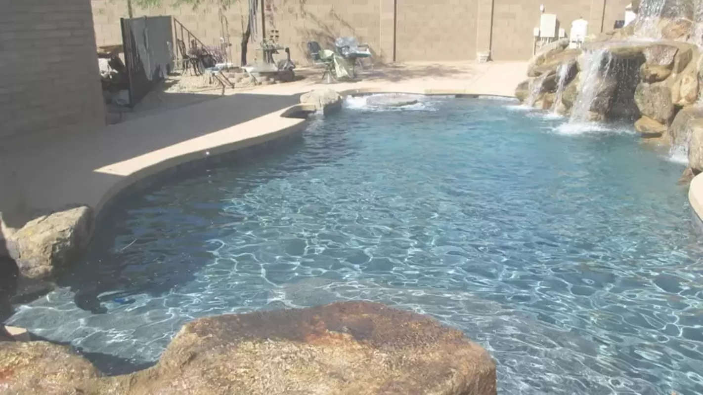 Our Pool Repair Experts Repair Your Pool at An Affordable Price