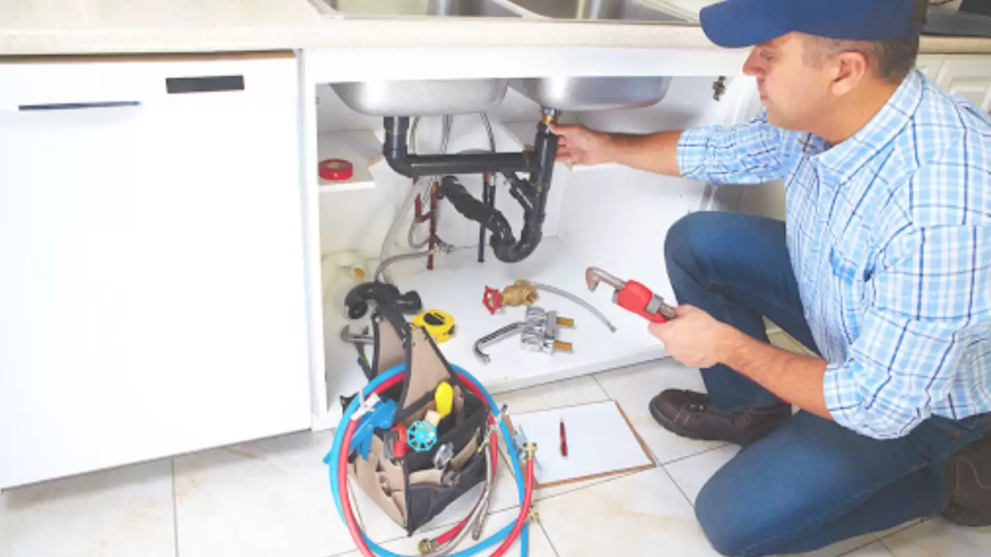Plumbing Contractors Providing Urgent Plumbing Assistance!