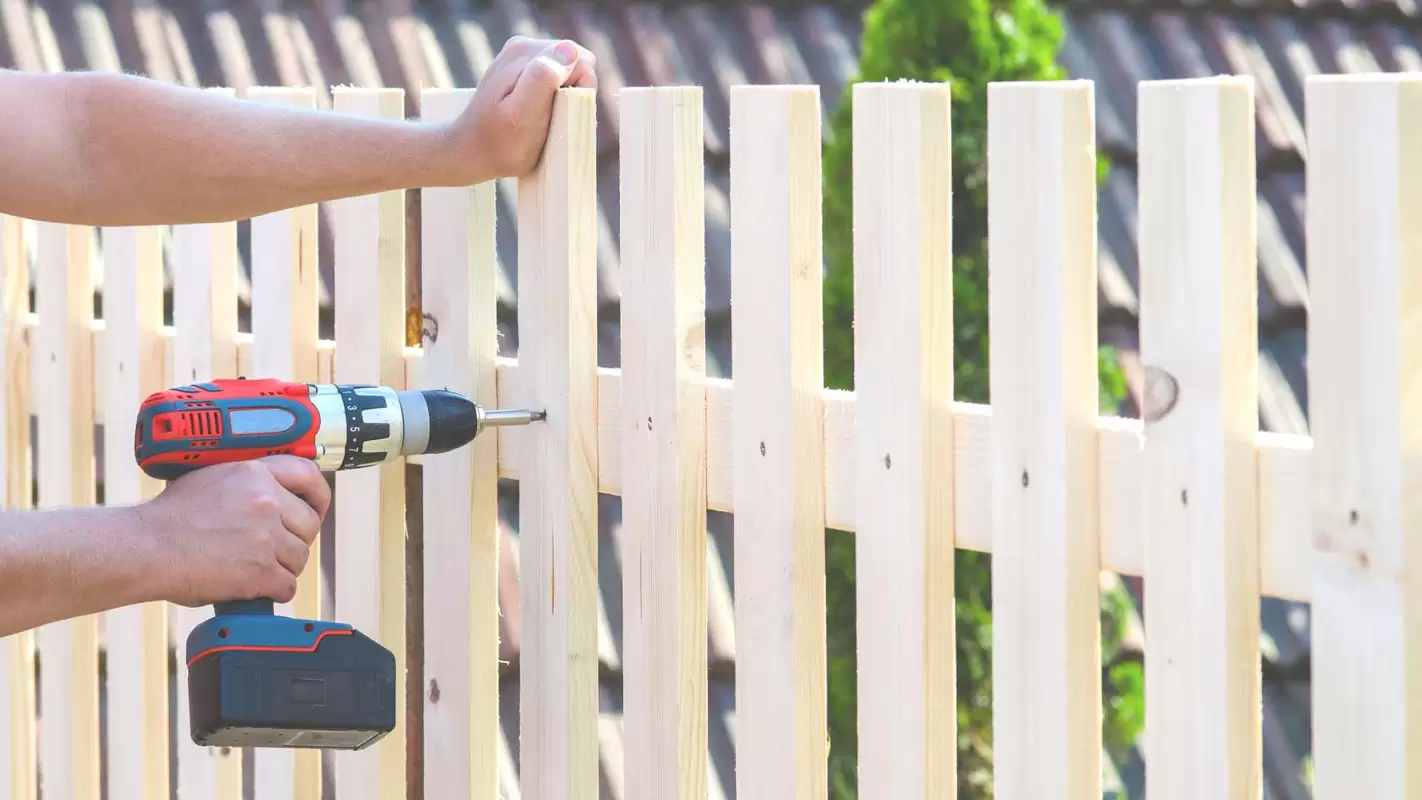 Fence Repair Specialists Focused on Providing Personalized Services!