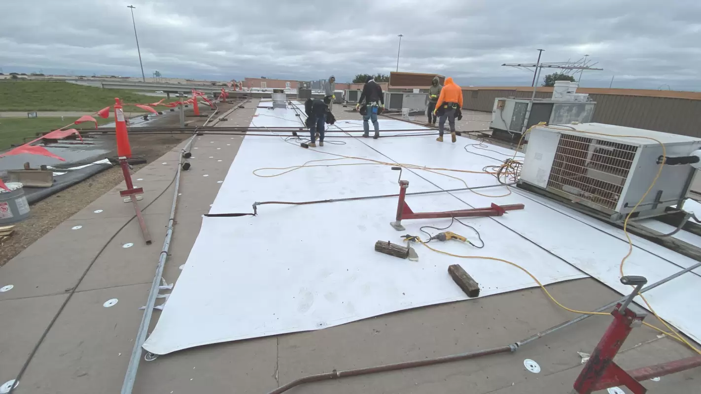 Commercial Roof Installation with Tailored Roof Designs!