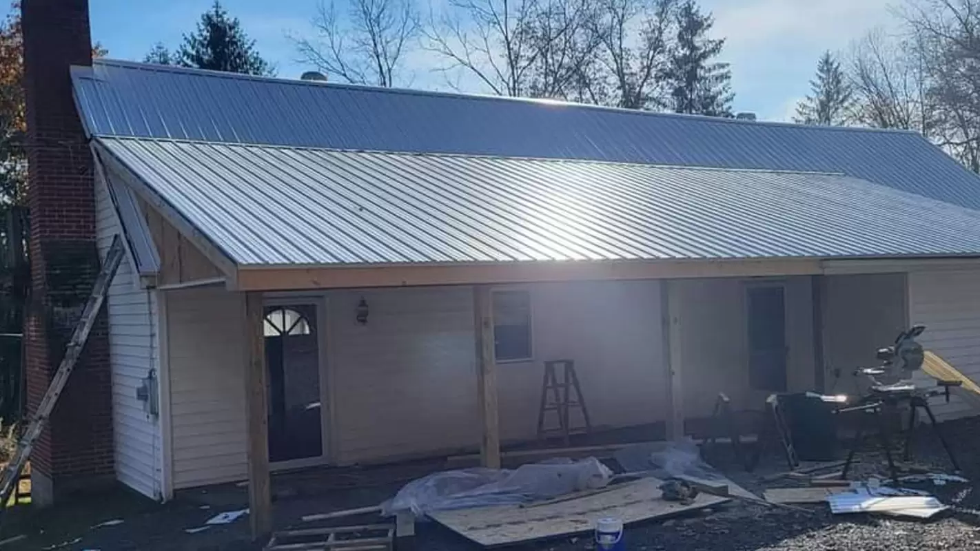 Metal Roof Replacement: Strength that Stands the Test of Time