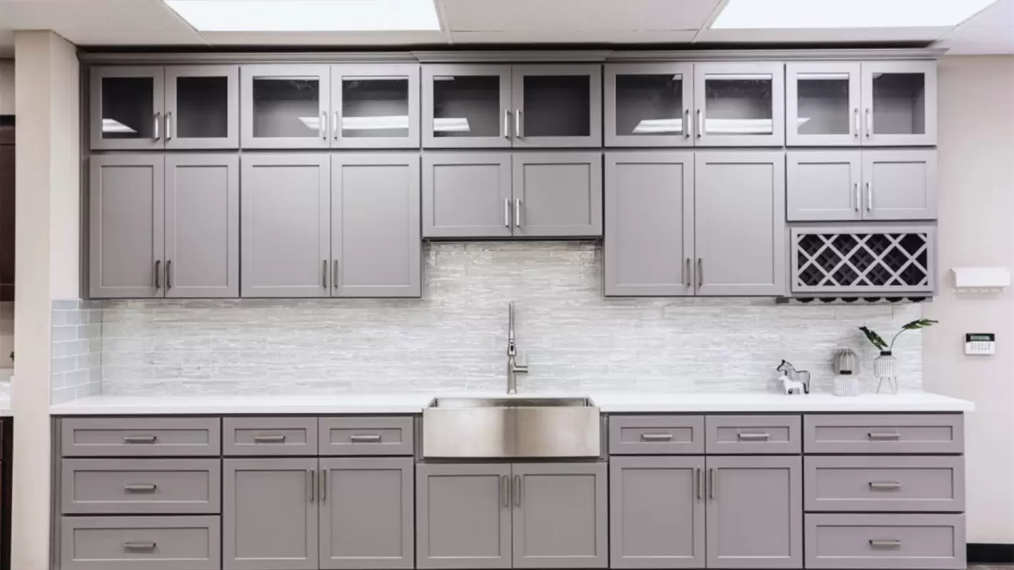 Looking for Custom Kitchen Cabinets Near Me? Look no Further!