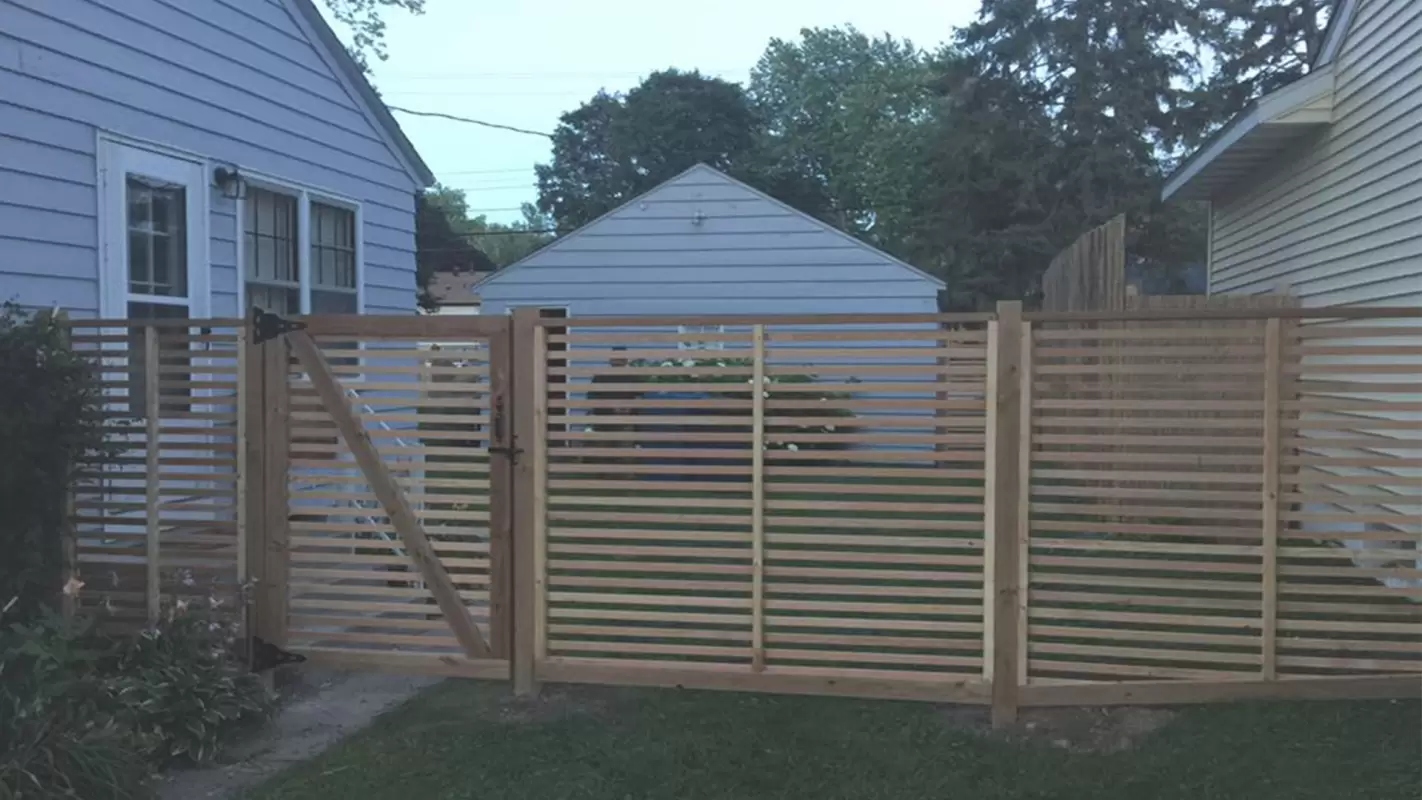 Stop searching for “custom fencing services near me” and look here!