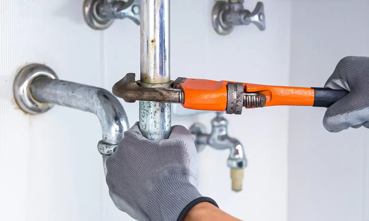 Pipe Leak Repair to Avoid Extensively Expensive Repairs!