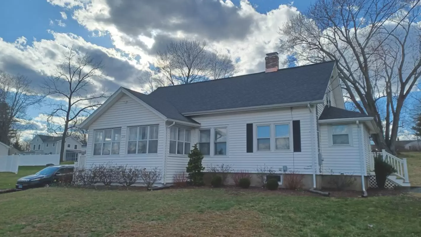 Best shingle roofing contractors for ultimate safety