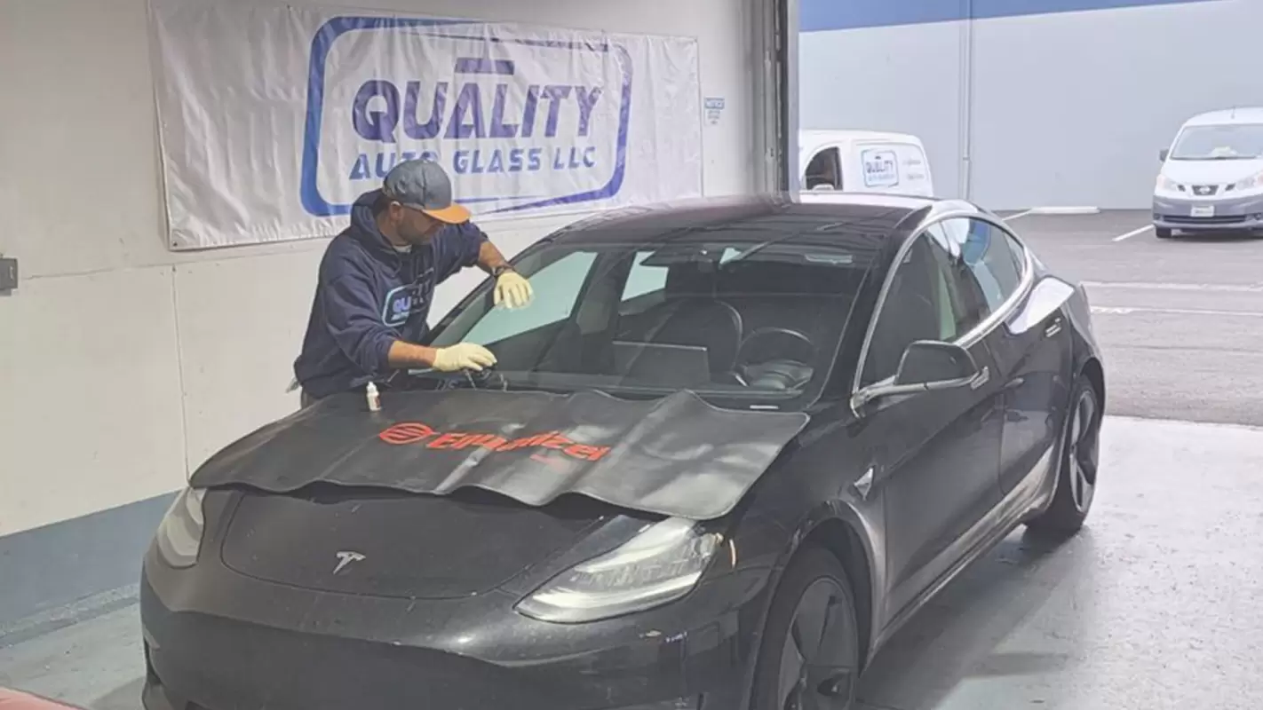 Clear Views Ahead with Our Expert Auto Glass Replacement