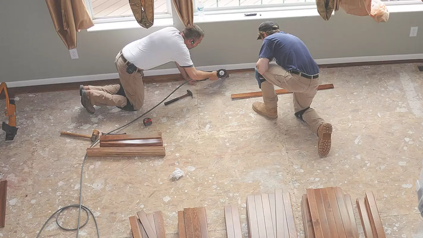 Get Reliable Hardwood Floor Refinishing Service!