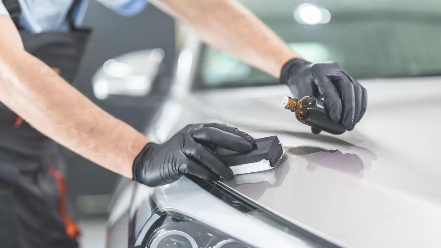 Professional Ceramic Coating to Protect Your Car from Fading & to Provide It with Lasting Shine!