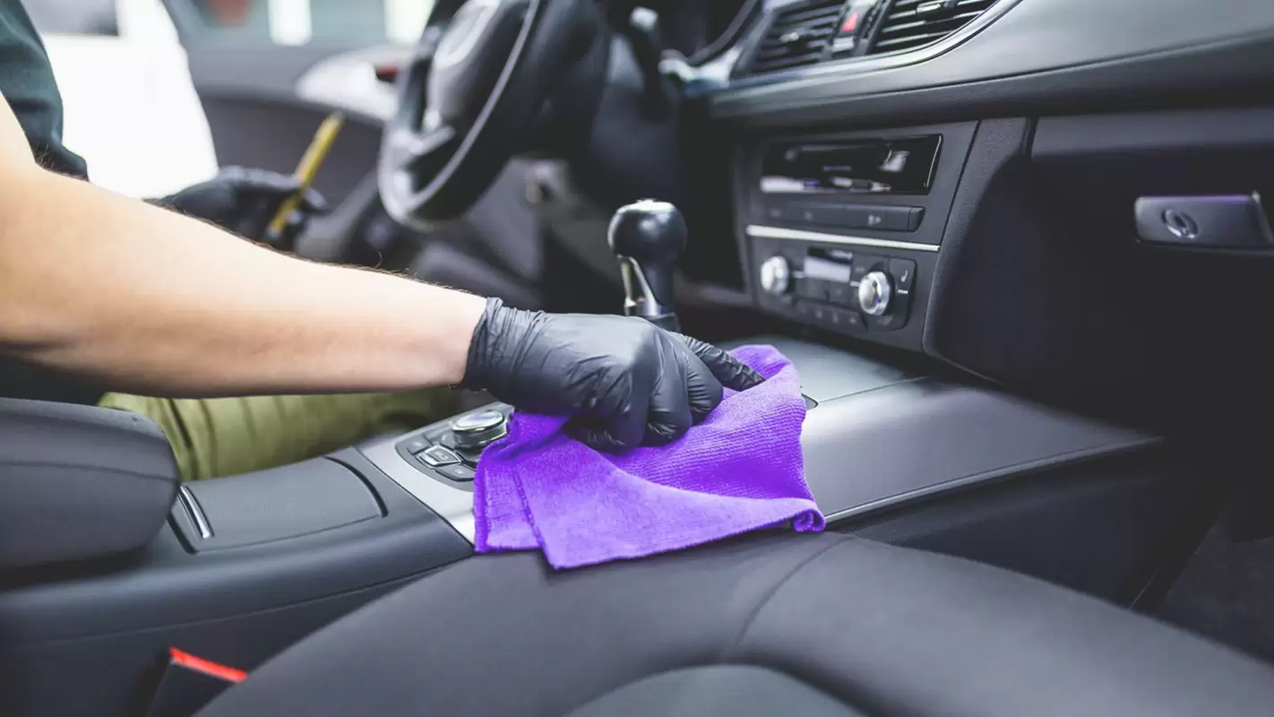 Interior Auto Detailing to Ensure a Hygienic & Clean Car Interior!