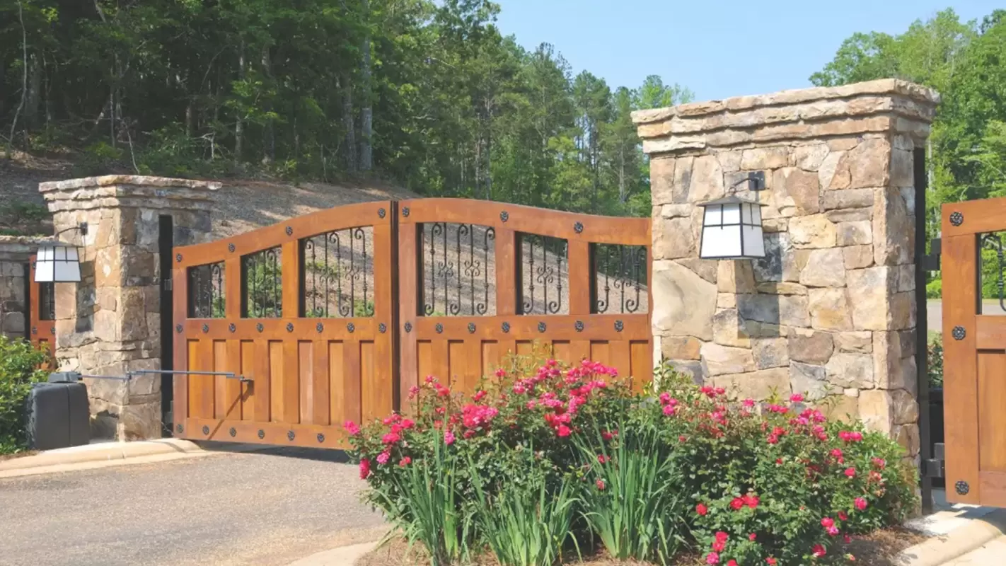 Secure your space in style: automated gate installation!