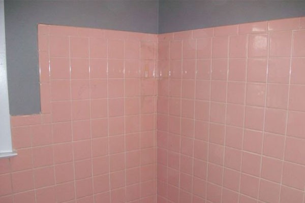 Bathroom Tile Refinishing