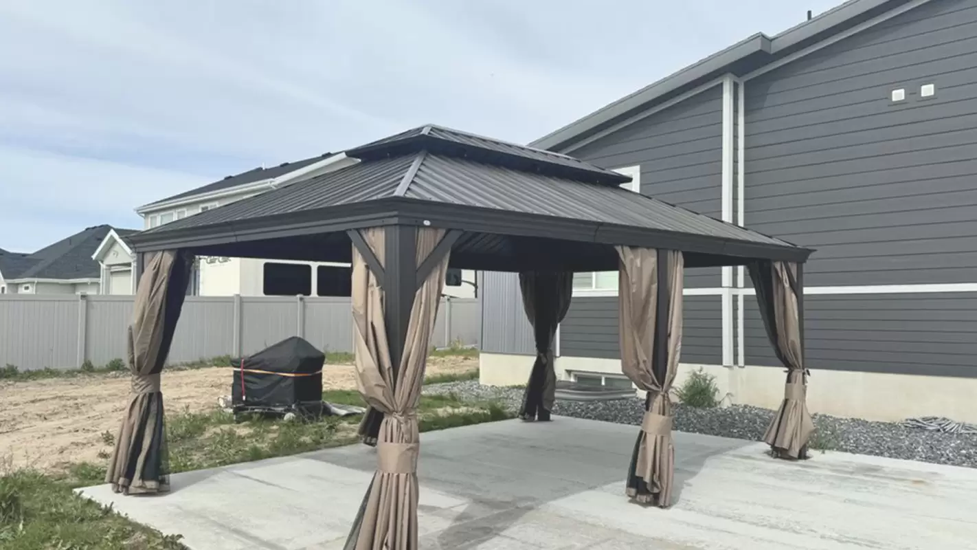 Looking for the best “exterior painting near me?” Call us!
