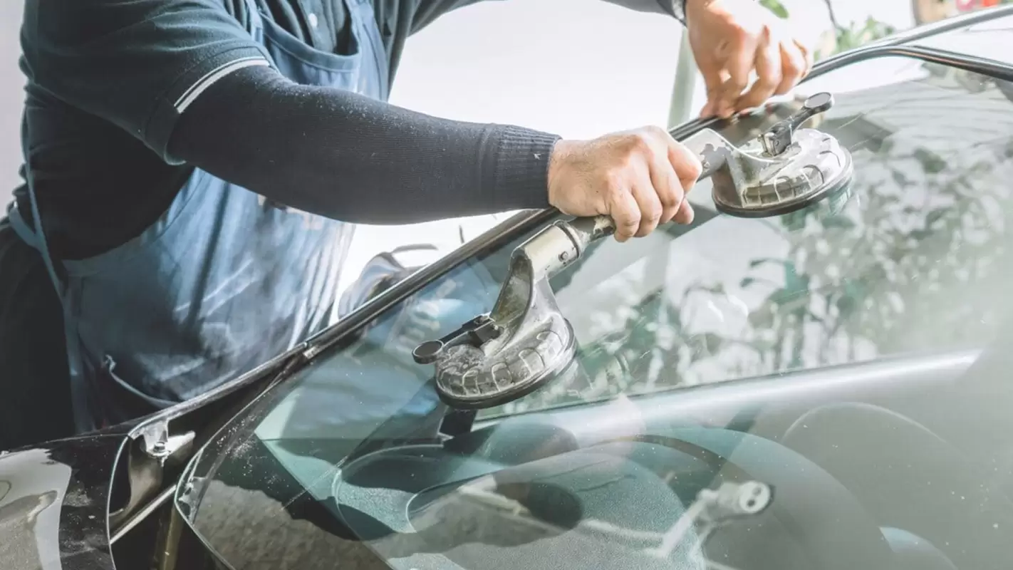 Quality Windshield Replacement Services At Your Doorstep