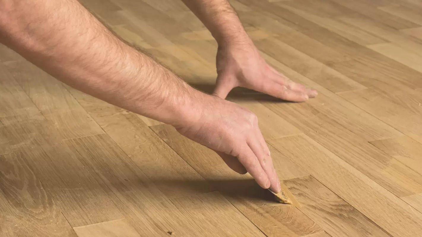 Hardwood Floor Repair for the Required Strength & Beauty!