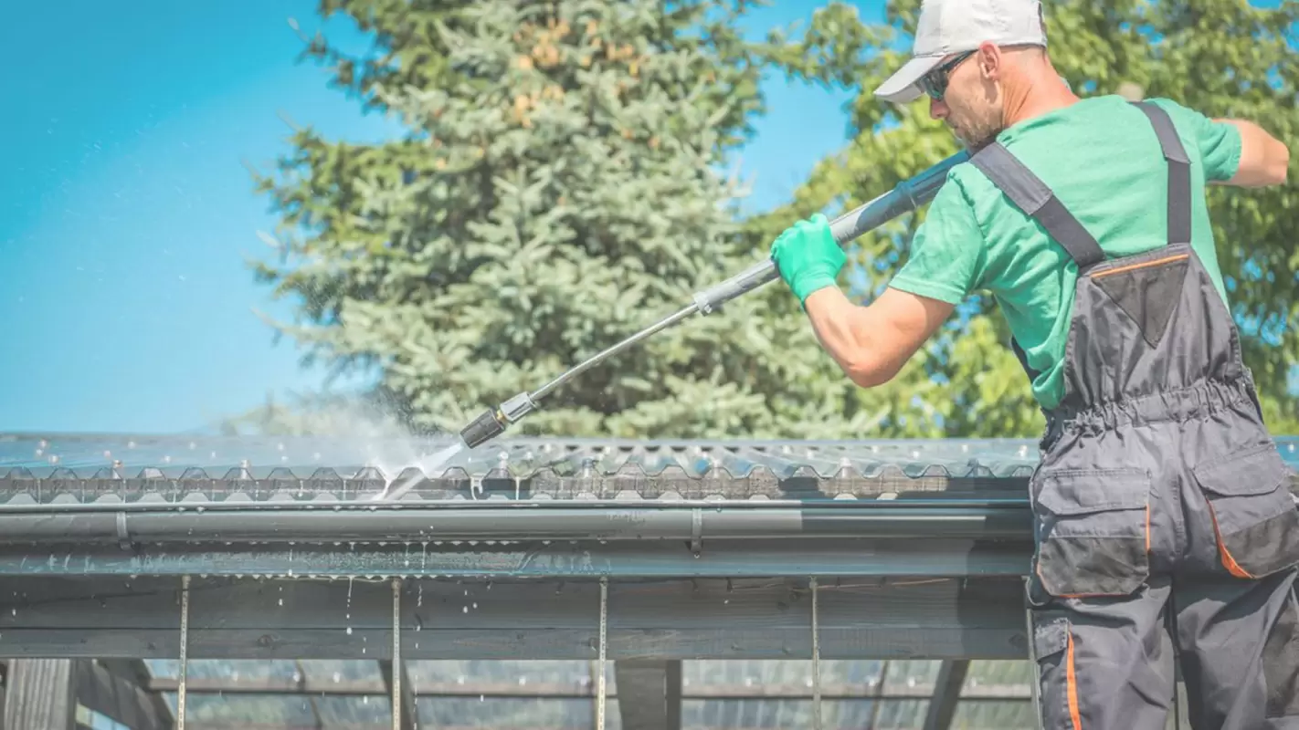 Top-notch Roof Softwash Services For Spotless Results