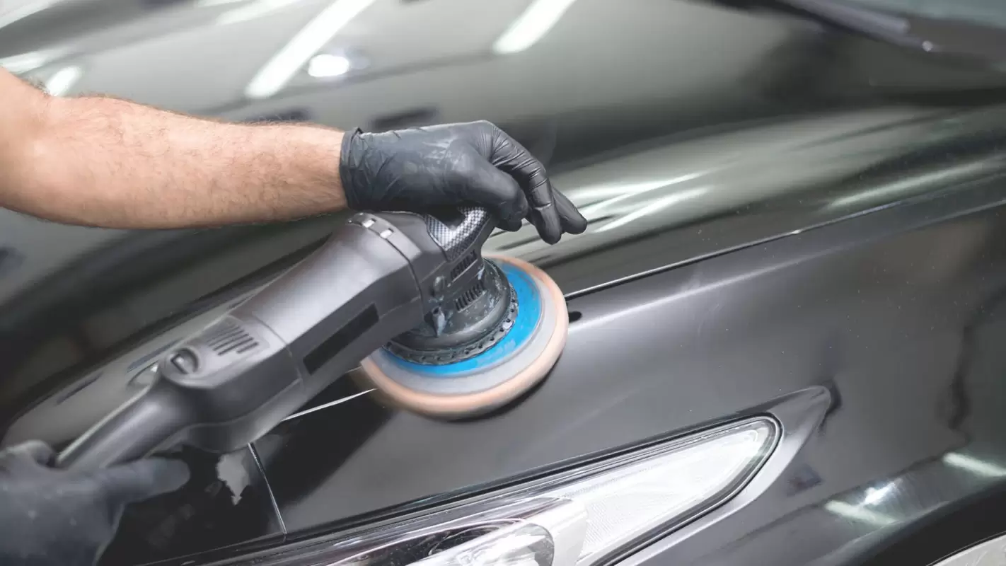 Paint Restoration Services to Bring Out the Original Shine & Color of Your Car’s Paint!
