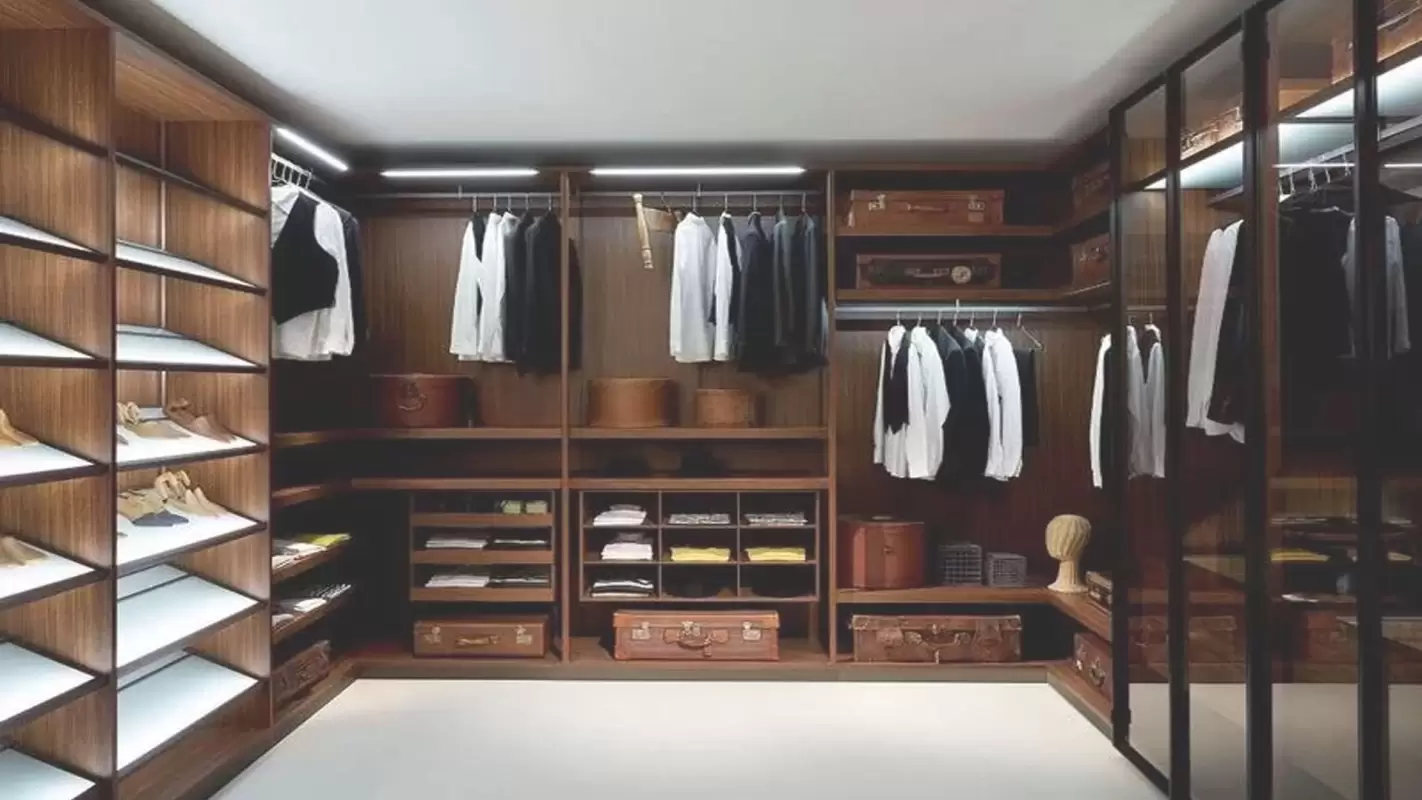 Walk-In Closet Installation: Unlock More Space with Stylish Walk-In Closets!