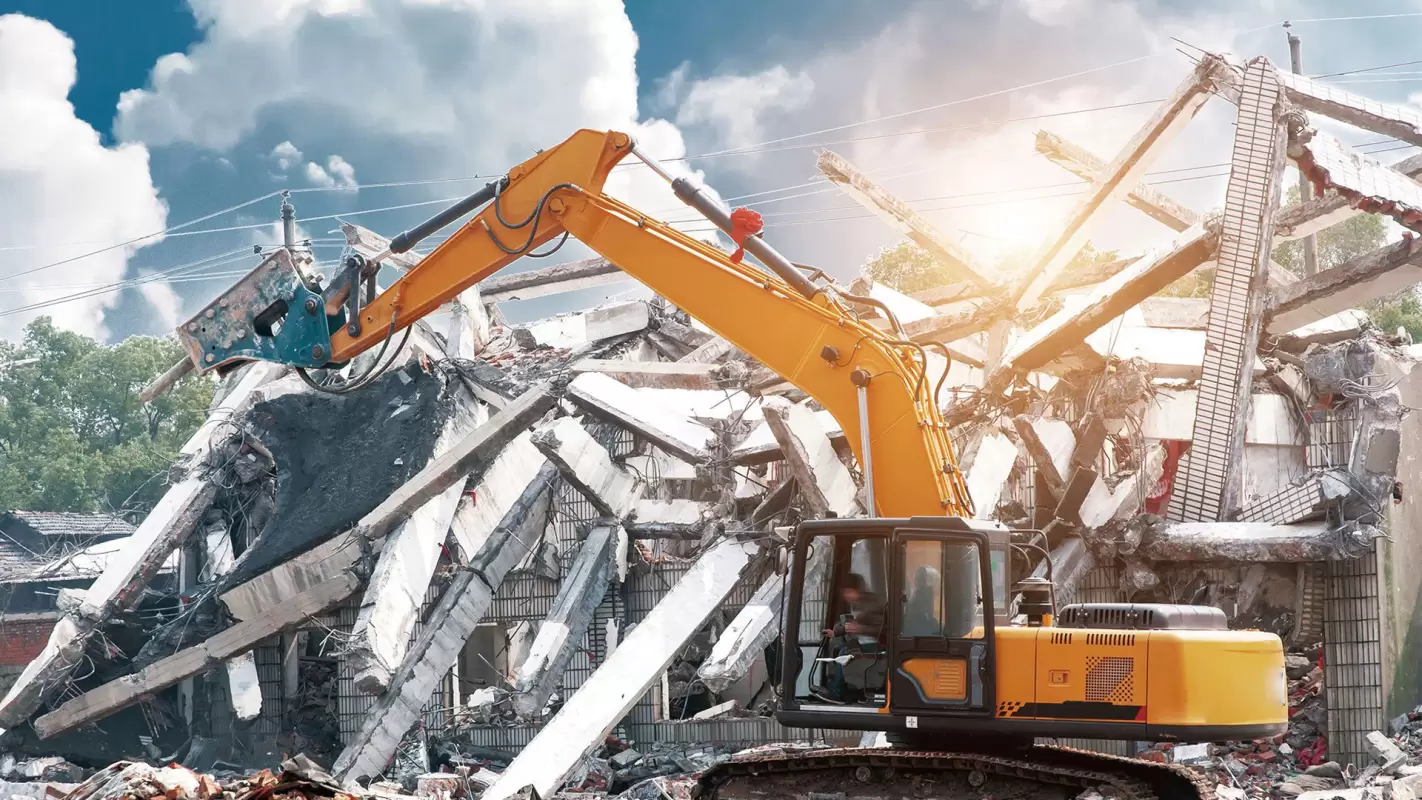 Get Complete Site Cleanup And Debris Removal & Make The Mess Disappear