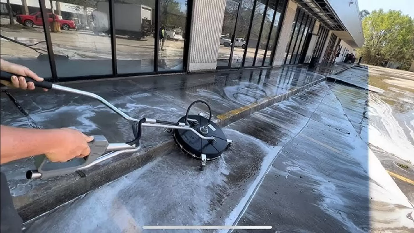 Leave No Dirt Unturned Without Parking Lot Pressure Washing