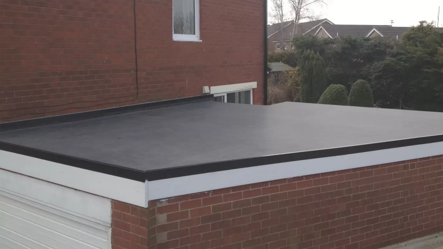 Witness The Unmatched Workmanship of our Flat Roofing Contractors