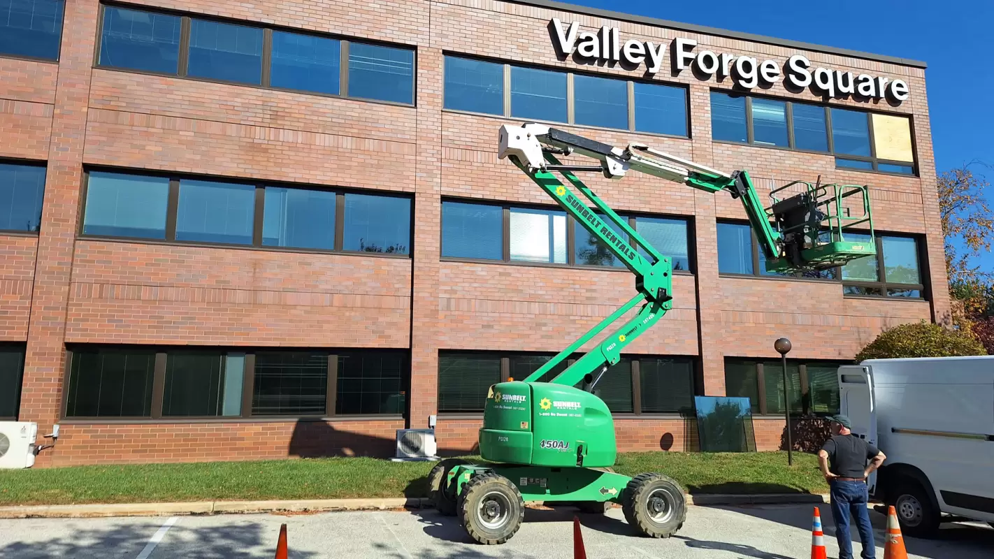 Upgrade the View with Our Commercial Windows Glass Replacement