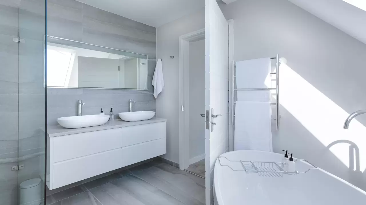 Revamp Your Retreat with Economic Bathroom Remodeling Costs!