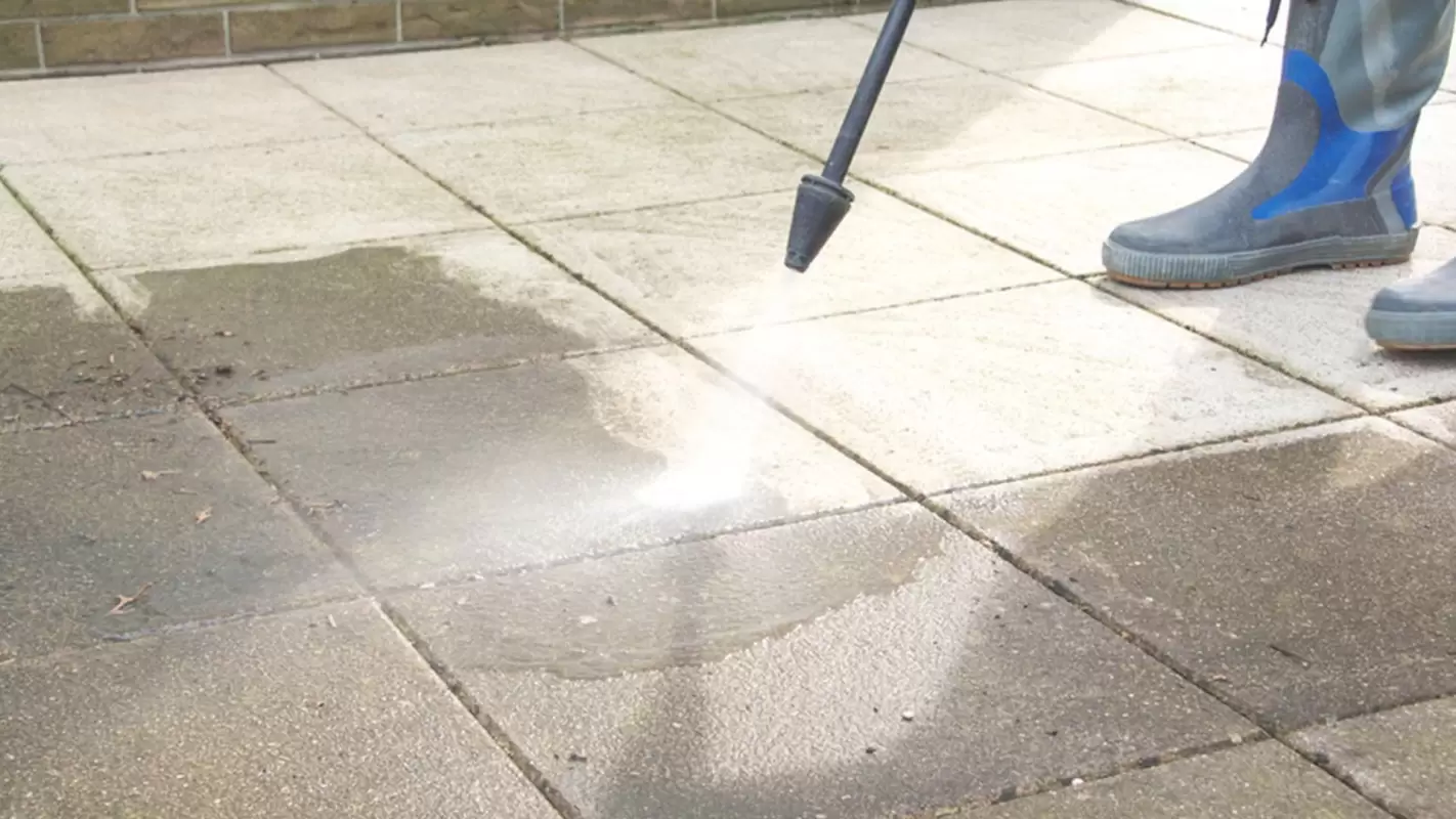 Say Goodbye to Dirt, Grime, And Mold with Our Pressure-Washing Services