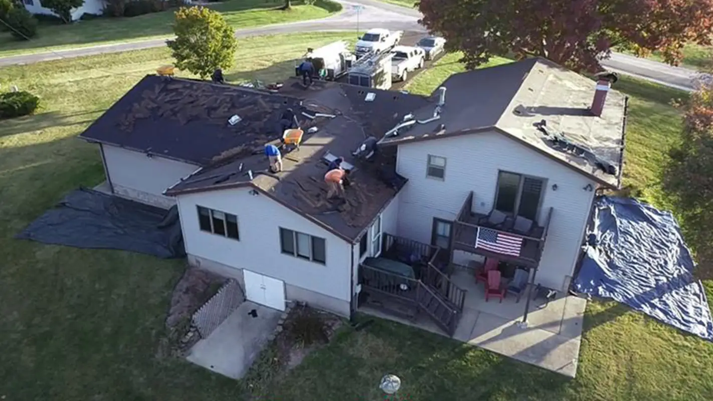 Roofing Contractors: Prioritizing Customer Satisfaction for Roof Work