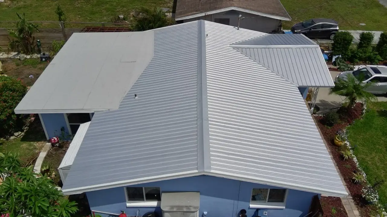 Keeping You Safe With Emergency Roof Repair Services