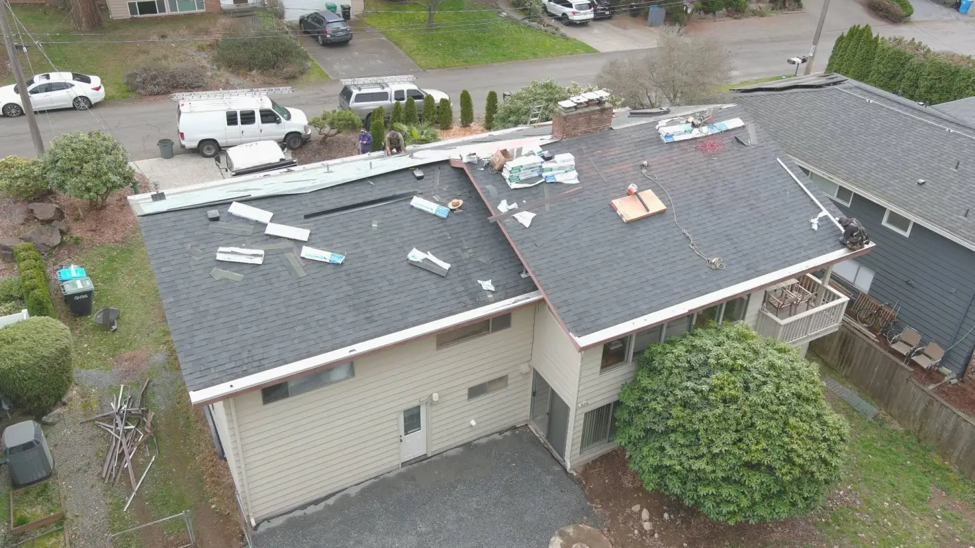 Local Shingle Roof Contractors: Our Commitment to Excellence is High