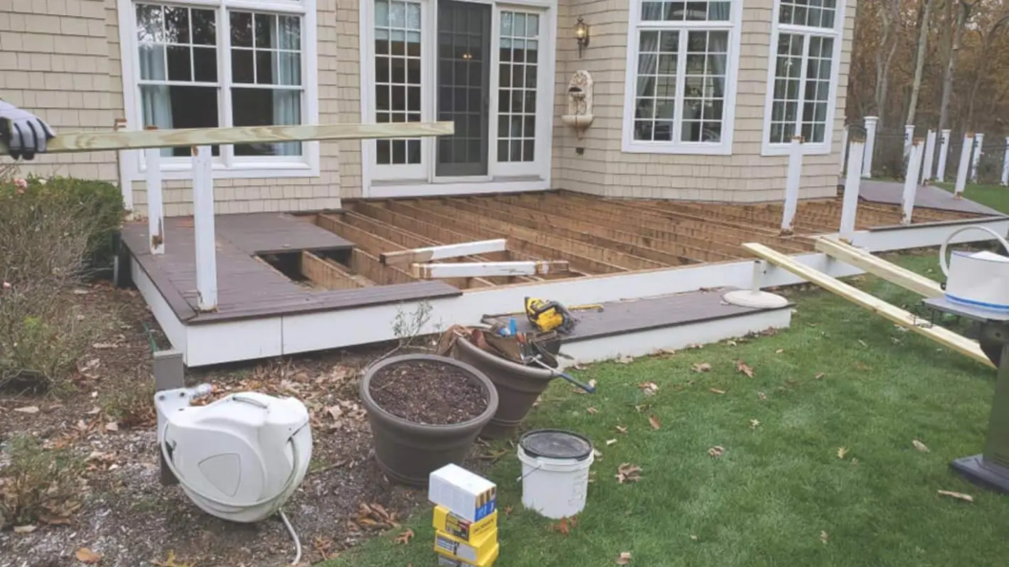Deck Builders To Get Elegance In Every Beam