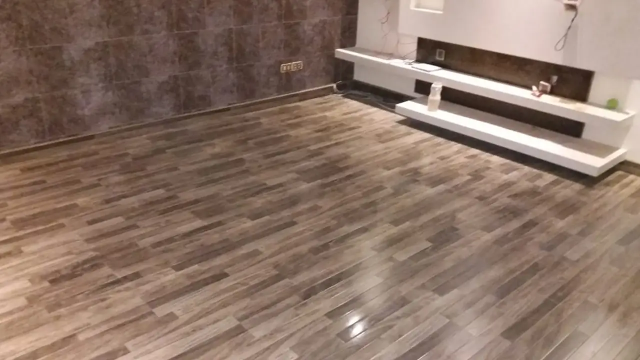 Looking for Professional Commercial Vinyl Flooring Near Me? Hire Us!