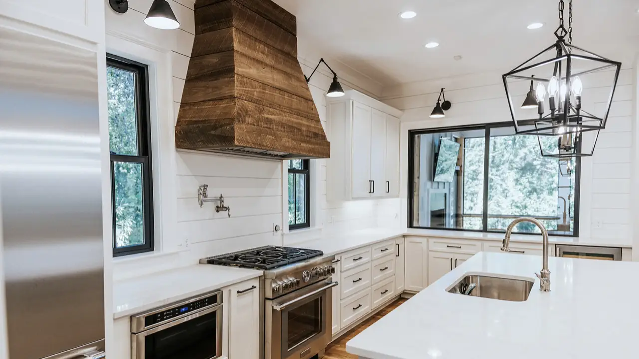 Affordable Commercial lighting installation to power up your place