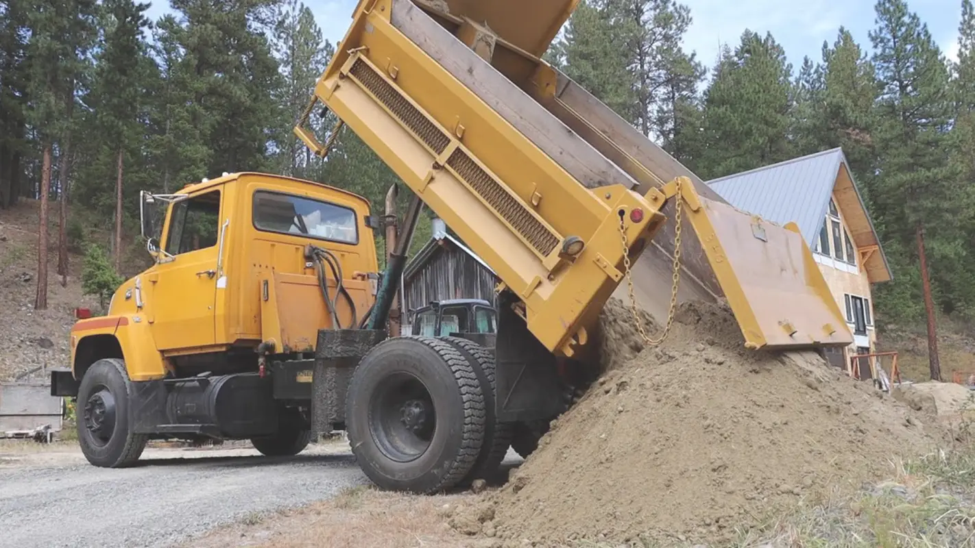 Your Go-To Hauling And Dump Truck Contractor