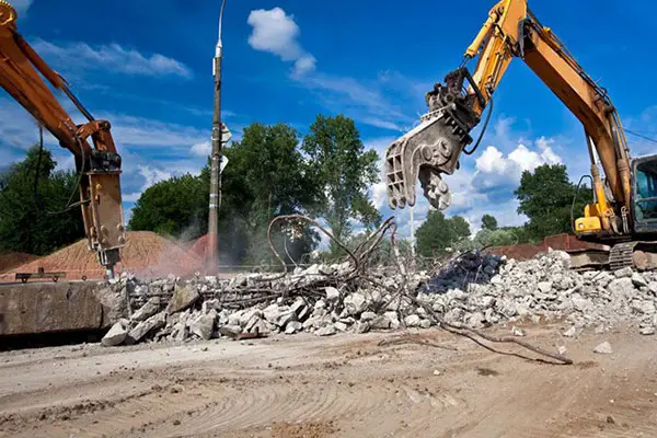 Property Cleanup Services With Confidence And Precision