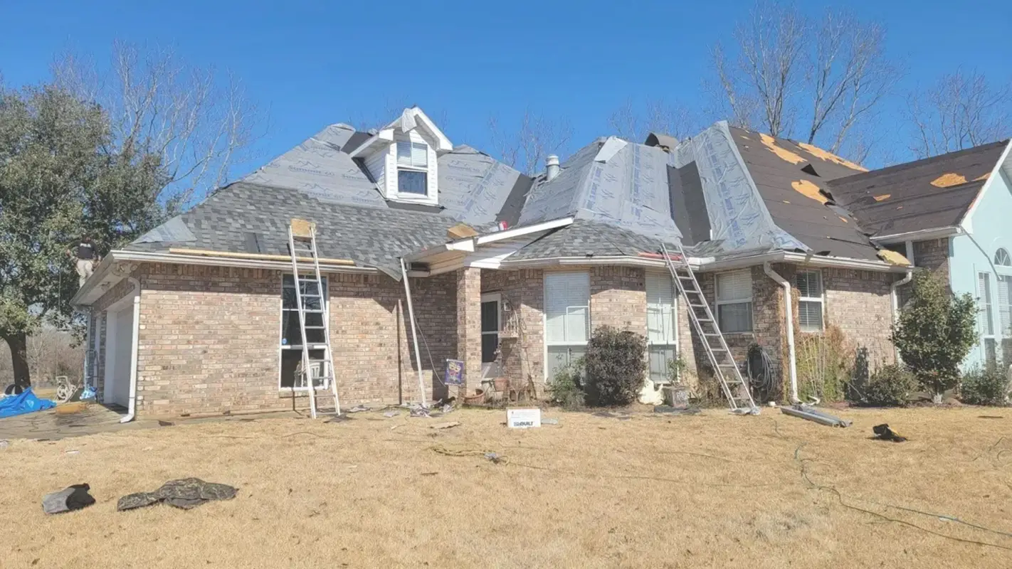 Need Roof Repair Services In Baton Rouge, LA? Hire us now