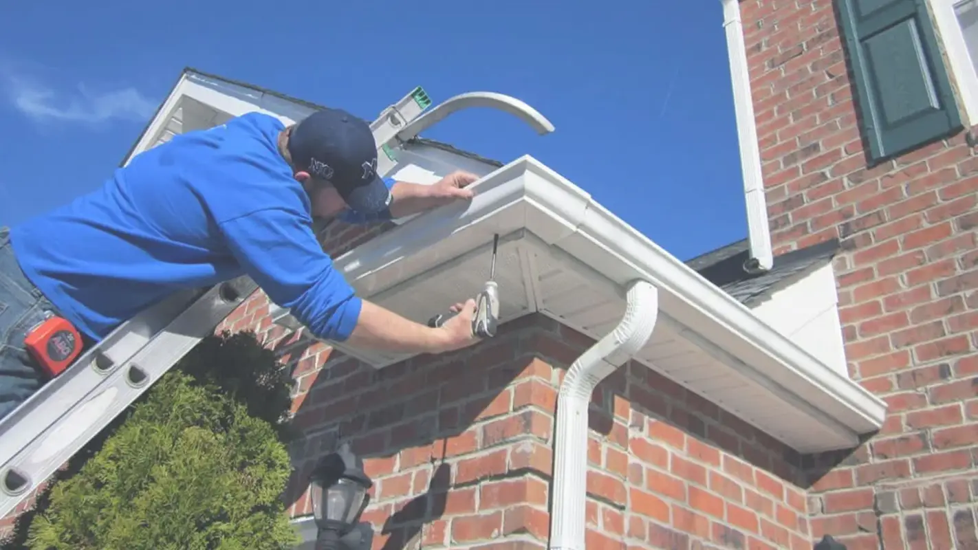 Gutter Maintenance Contractors with A Commitment to Excellence