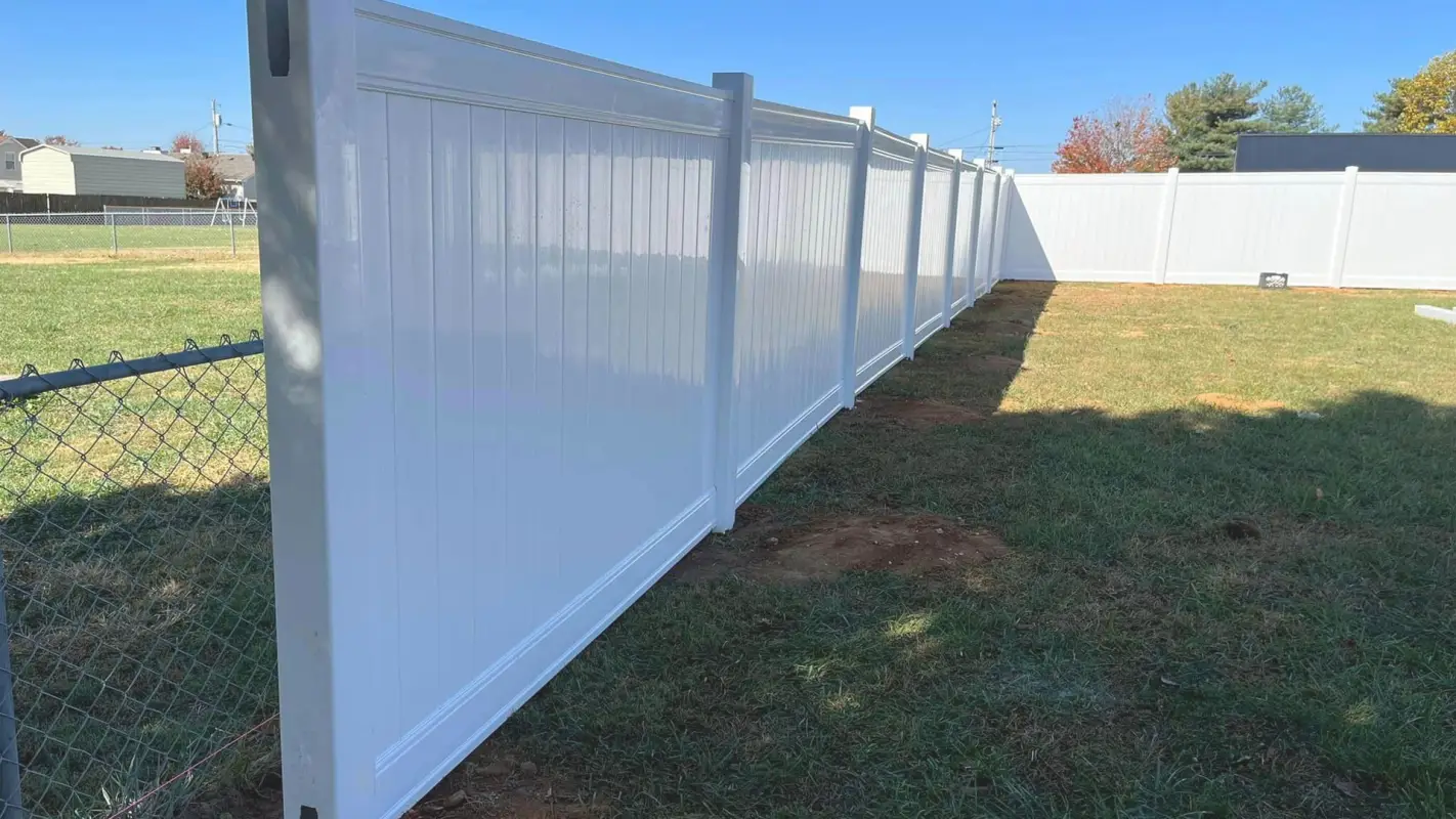 Affordable Vinyl Fence Installation Experts with Quality Craftsmanship