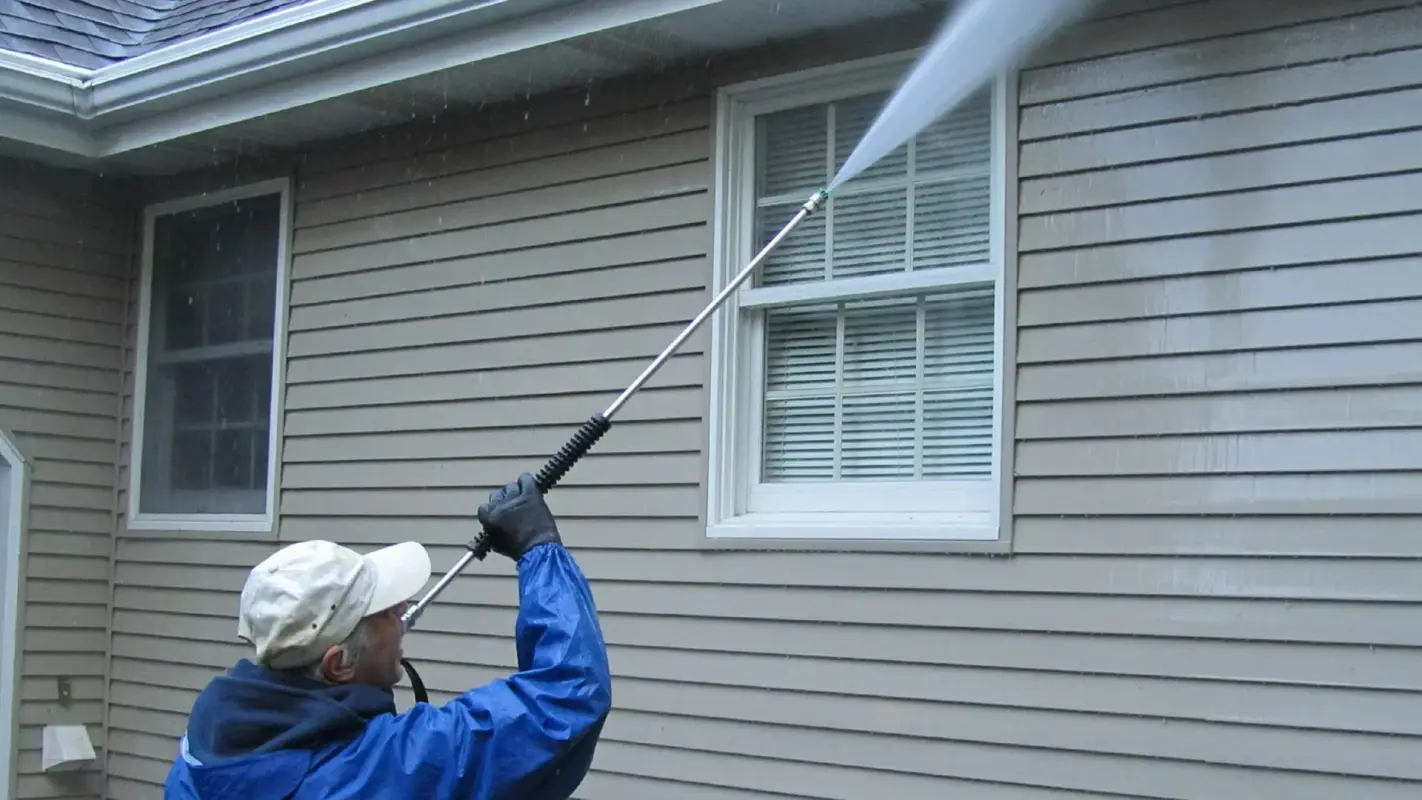 Hire us as the Best House Exterior Cleaning Companies in Fulshear, TX