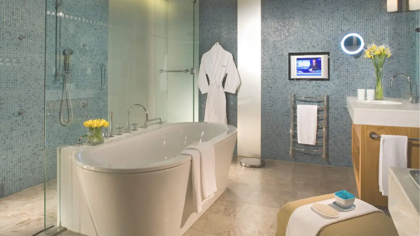 Unlock The True Potential of Your Bath with Bathroom Refinishing
