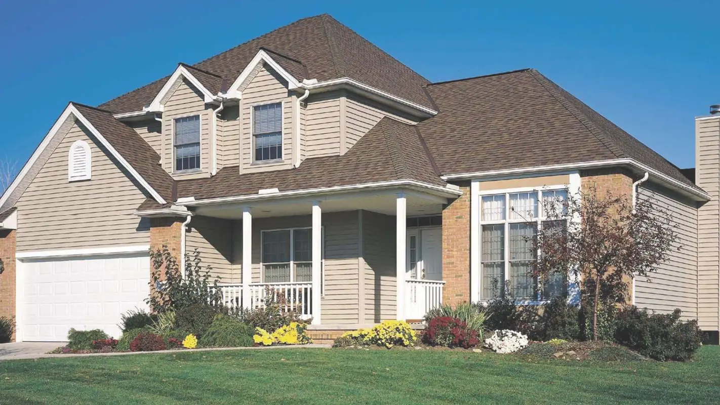 Asphalt Roof Maintenance at budget-friendly rates!