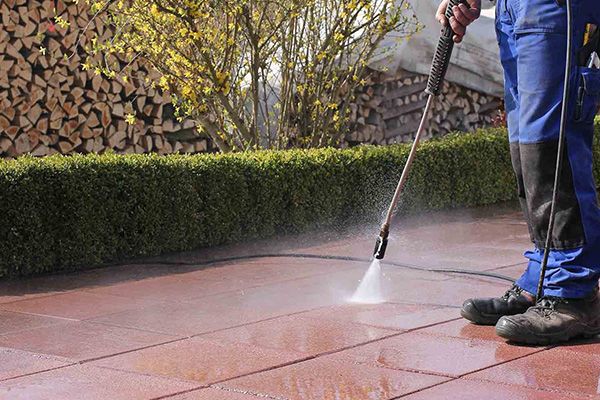 Get Pressure Washing Services at a Minimal Cost