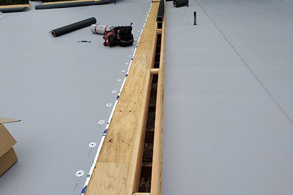 Flat Roof Contractor Seattle WA