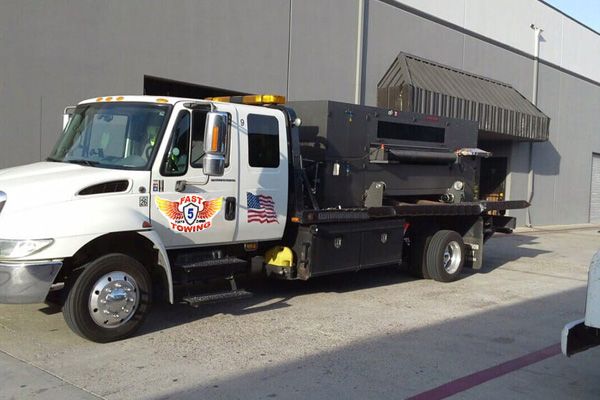24/7 Emergency Towing Tolleson AZ
