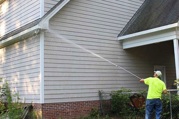 Pressure Washing Service In St. Paul MN