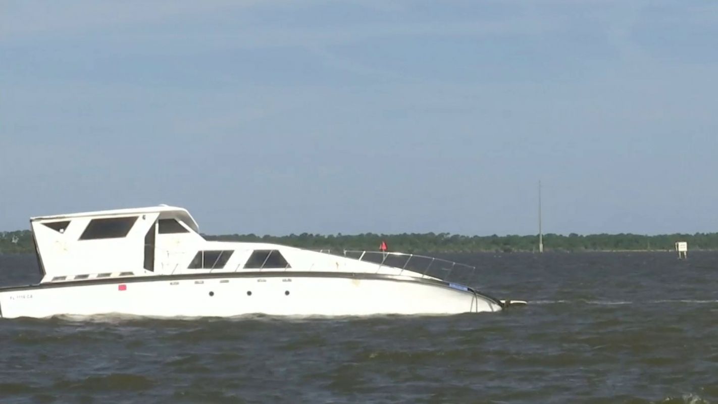 Refloating Sunken Boats Services Hallandale FL