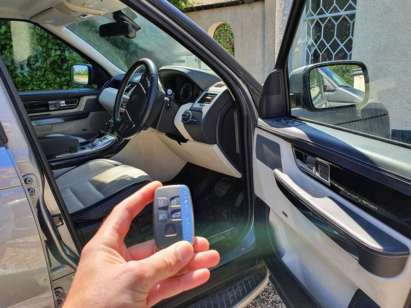 Why Do You Need Our Car Key Programming Services?