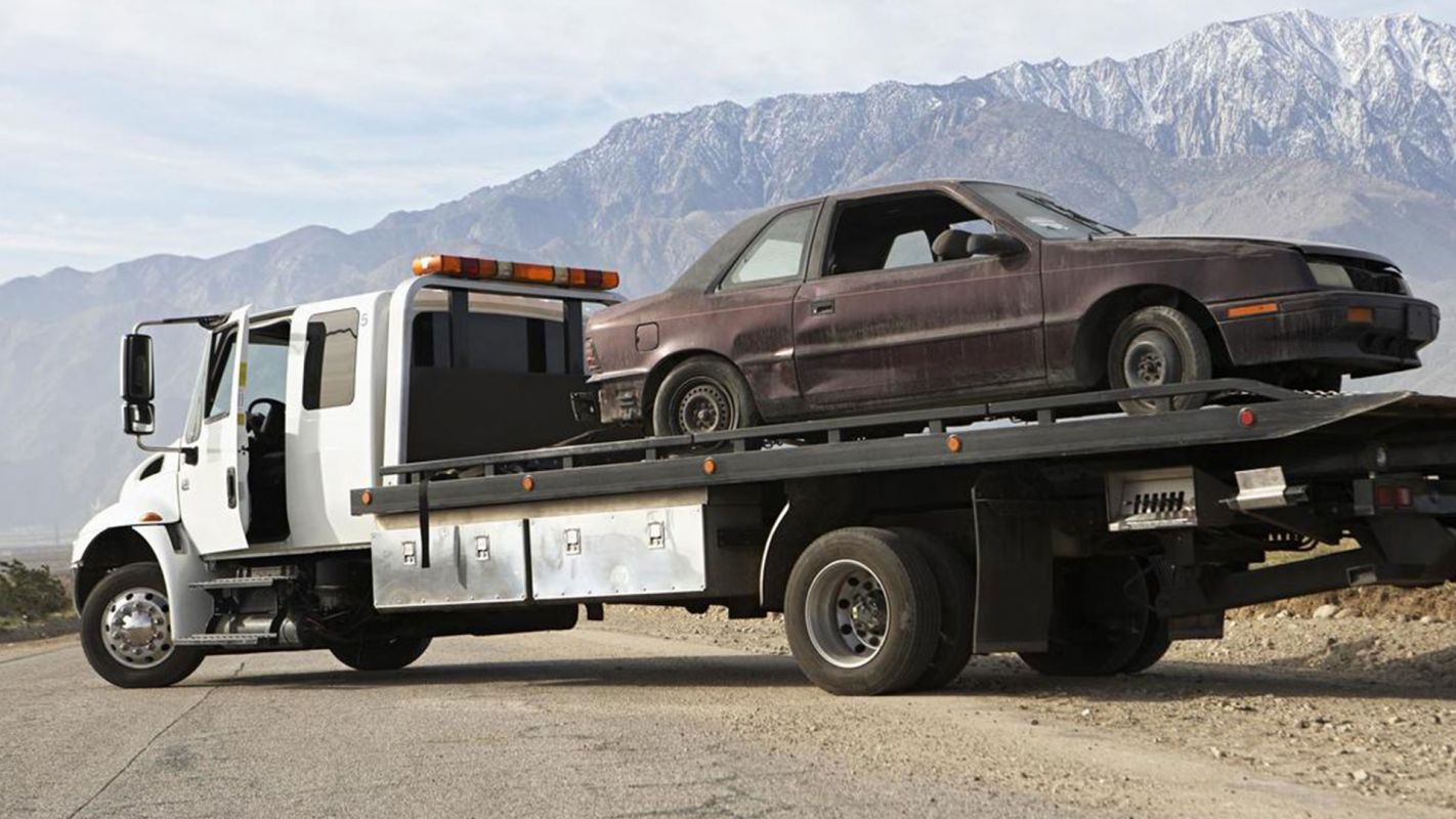 Secure Junk Car Towing Services North Seattle WA